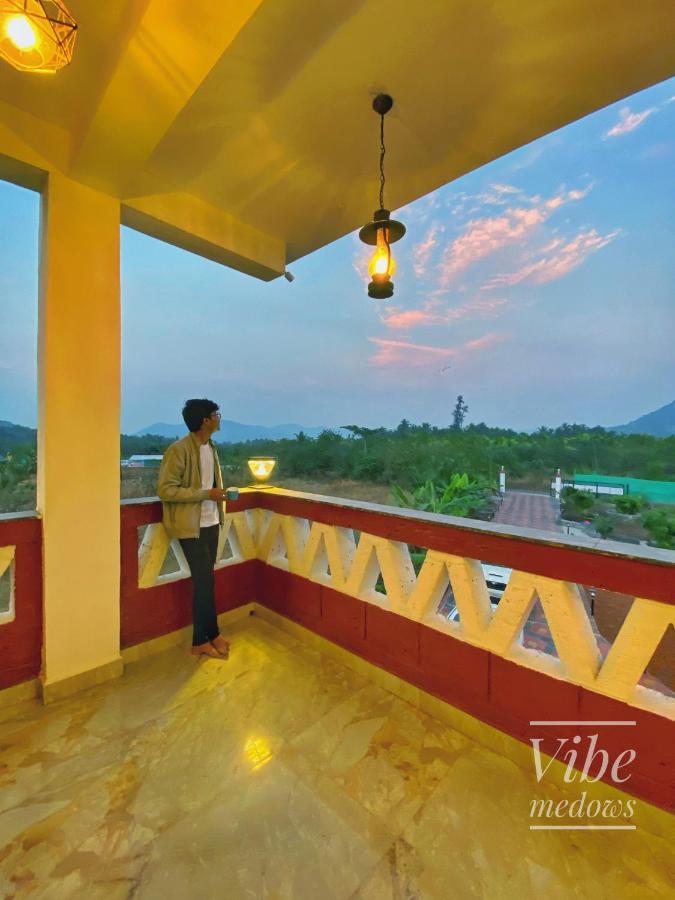 Vibe Meadows Villa With Private Swimming Pool Near Kashid Beach Εξωτερικό φωτογραφία